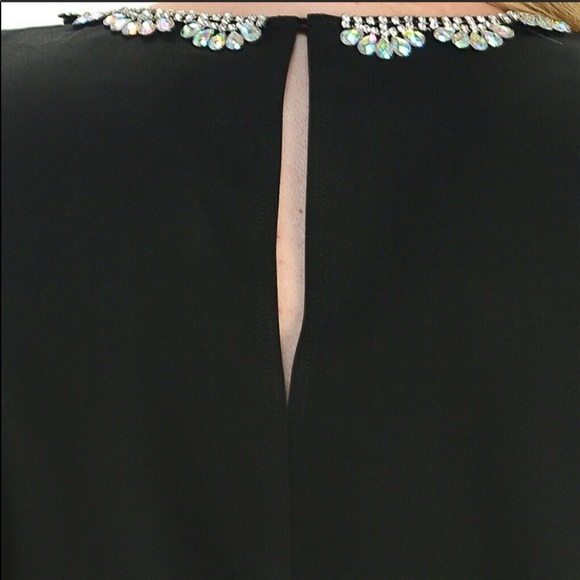 ⭐️ Gorgeous Plus Size Black Dress with jewels! ⭐️ - Picture 4 of 5